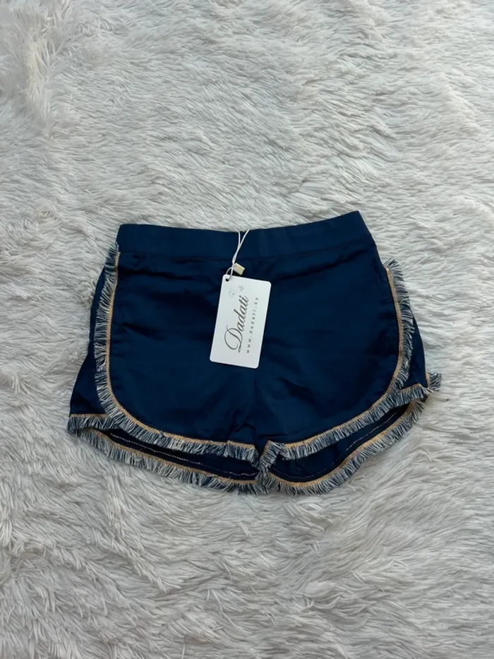 Short Dadati