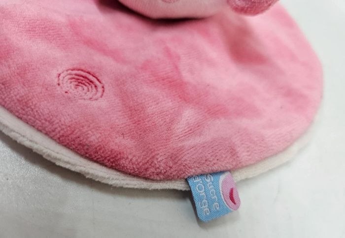 Doudou.
Souris.
Sucre d'orge.
Diamètre : 20cm. - photo numéro 2