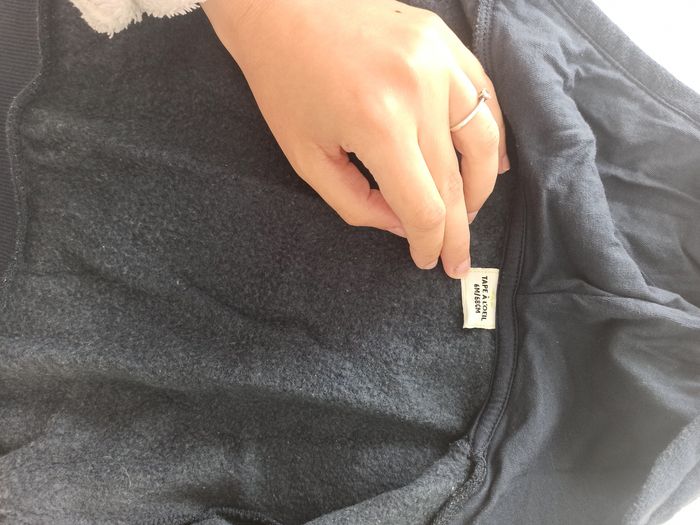 Veste sweat bébé 6 mois - photo numéro 3