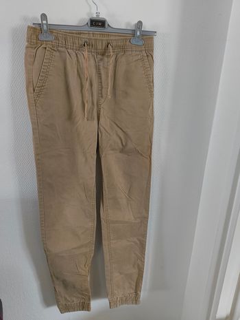 Lot pantalons garçon taille 14 ans