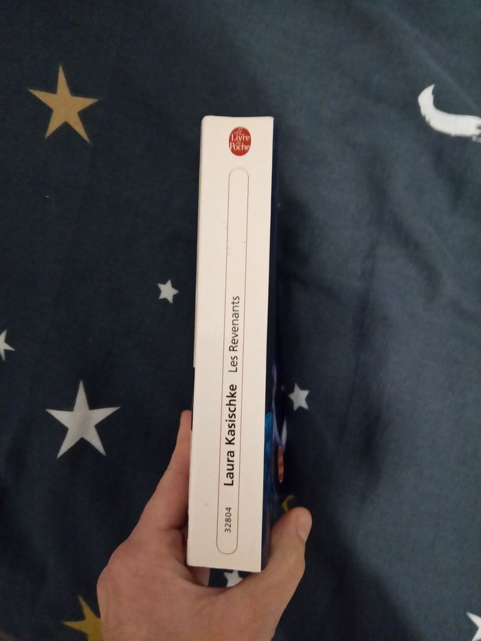 Livre (124) 📚 Les revenants - photo numéro 3