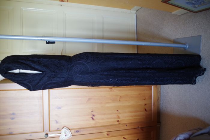 Iska London- Robe longue, dentelle noire T. 42 - photo numéro 3