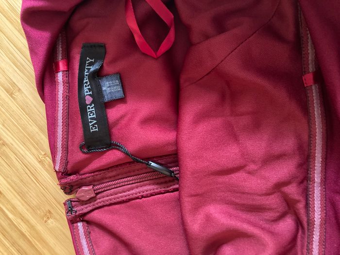 Robe de soirée de maternité rouge bordeaux - photo numéro 5