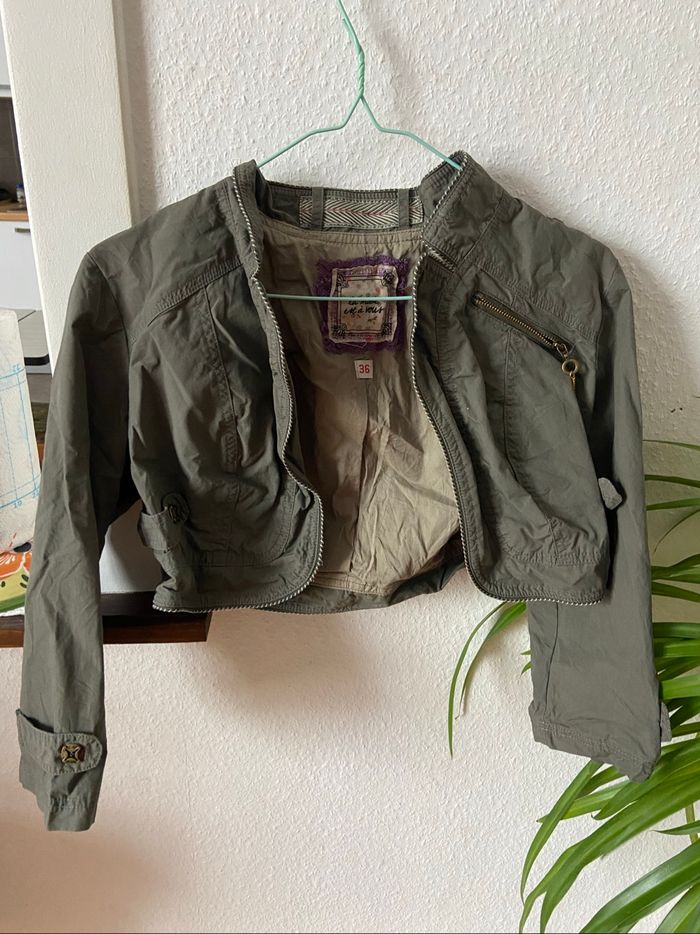 Ensemble la mode est à vous kaki - photo numéro 4