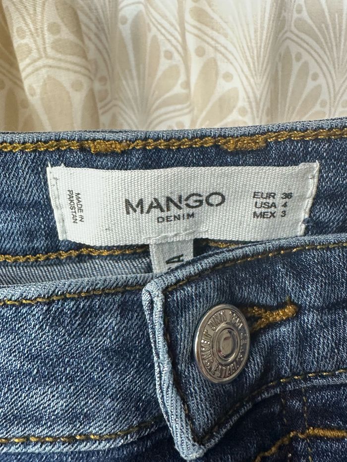 Jean bleu - photo numéro 4