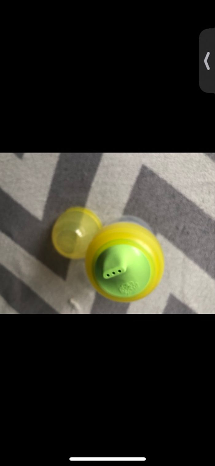 Gobelet à bec pour bébé - photo numéro 3