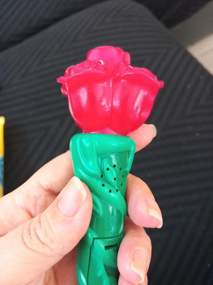 Rose de Barbie belle au bois dormant 2007 - photo numéro 7