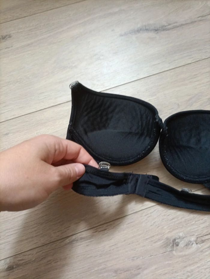 Soutien gorge - photo numéro 3