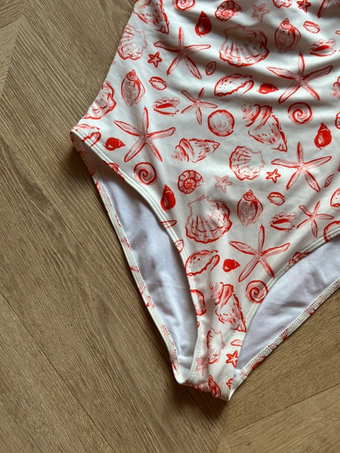 Maillot de bain 1 pièce motifs coquillages étoile de mer Primark – Taille XS - photo numéro 3