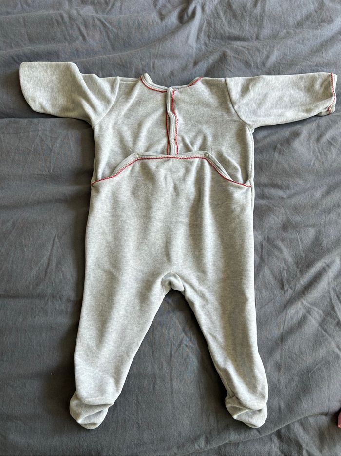 Pyjama - photo numéro 2