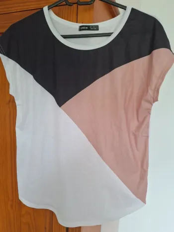 Tee shirt
