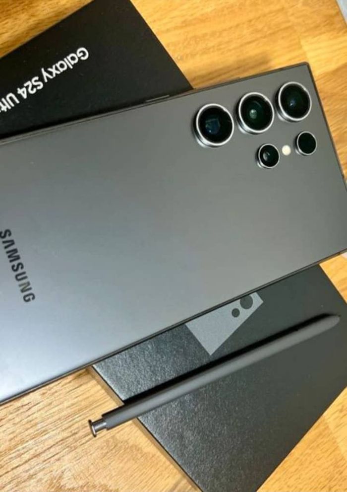 Samsung Galaxy S24 ultra 512 GB - photo numéro 3