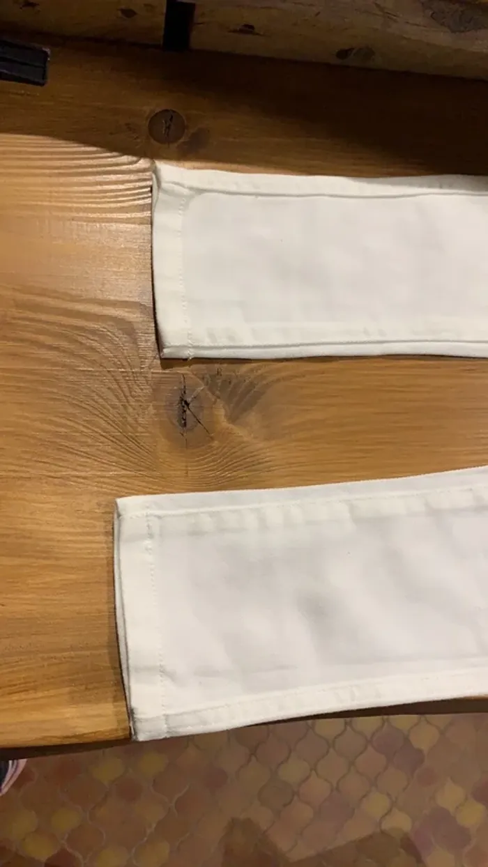 Jeans blanc 5 ans - photo numéro 2