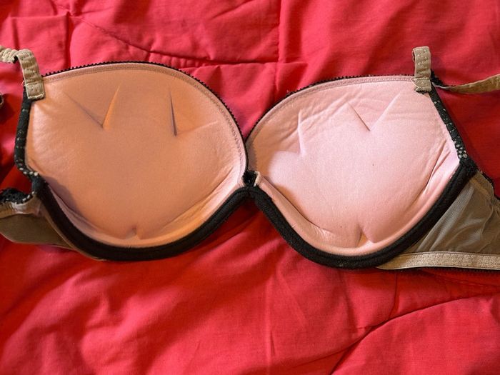 Soutien gorge multiposition ultra push up noir avec résille et dentelle 90C - photo numéro 3