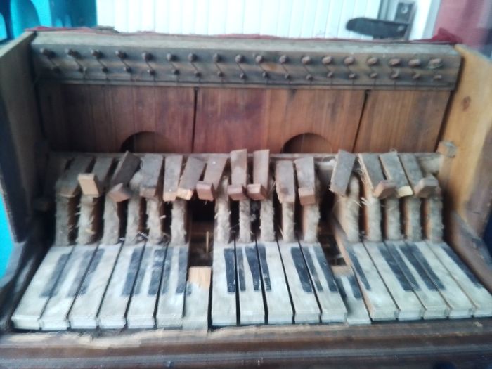 Ancien piano pour enfants de 1870 - photo numéro 5