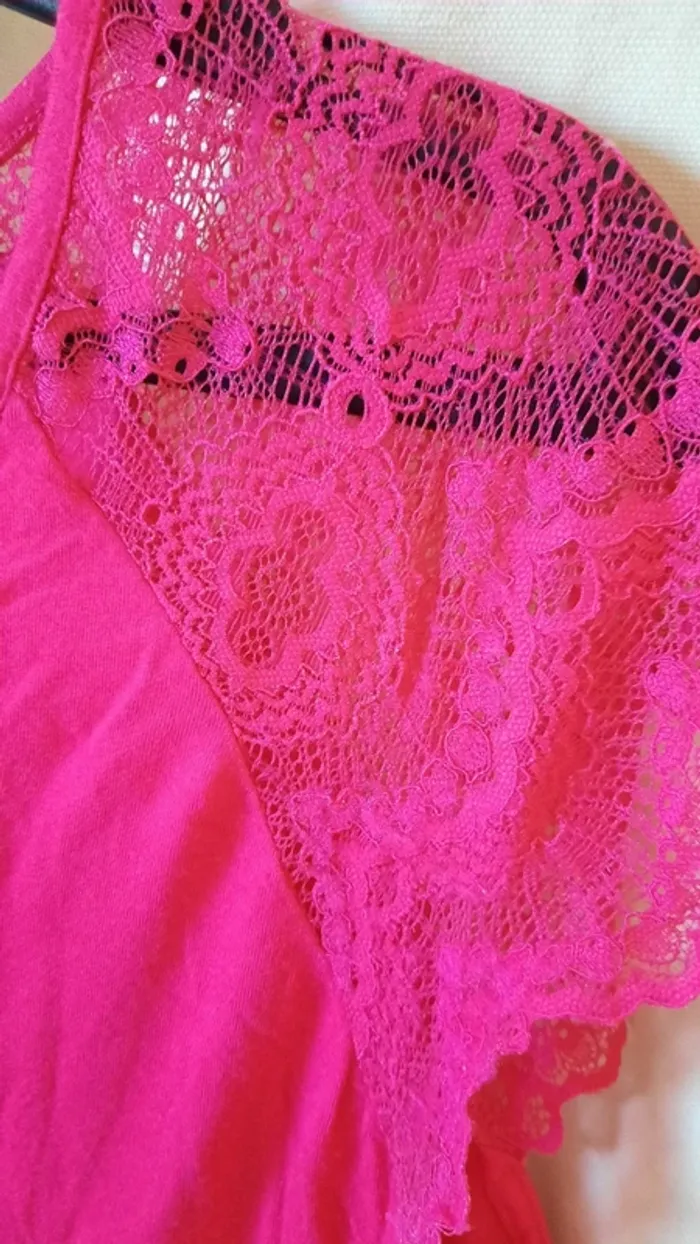 T-shirt manches dentelles - photo numéro 3