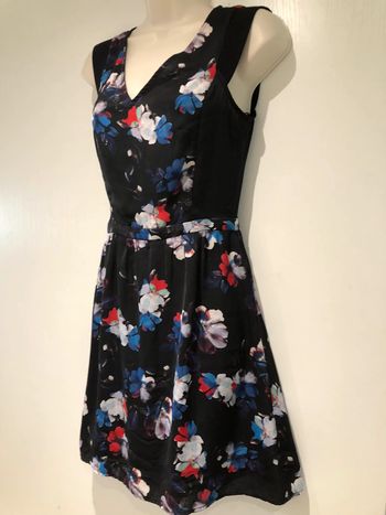 Robe Naf-Naf taille 34