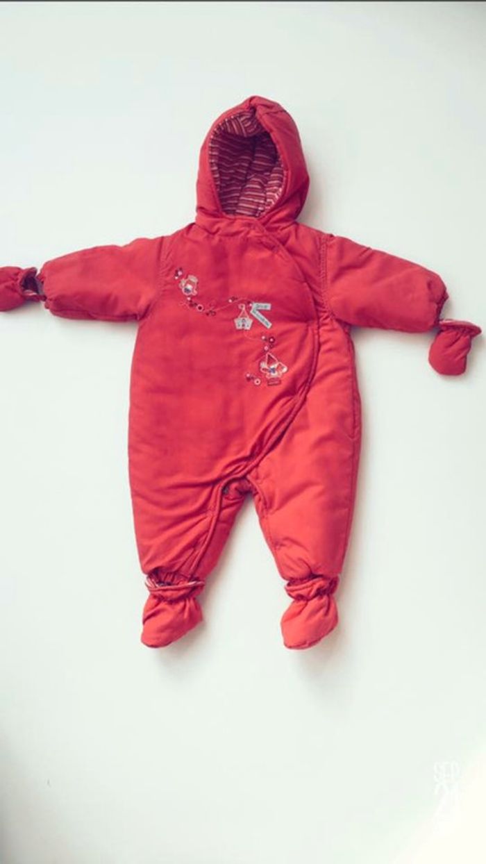 Combinaison hiver taille 9 mois neuve LCDP