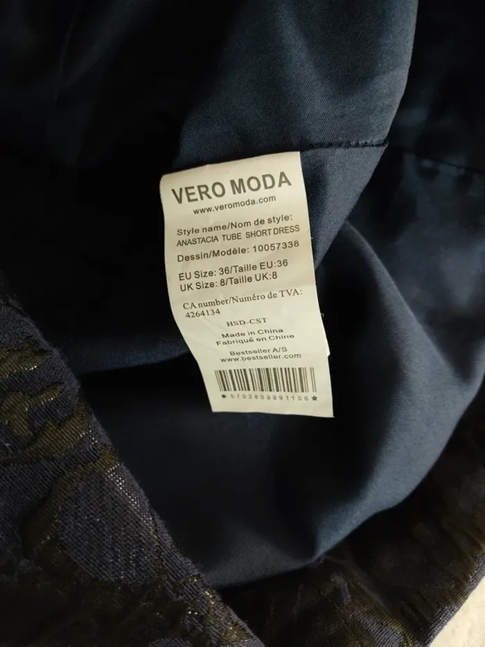 Robe bustier florale noire et bleue marine Vero Moda 36 S TBE - photo numéro 7