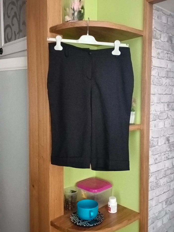 Pantacourt femme taille 40 42