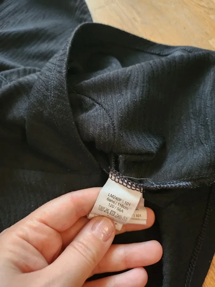 Robe noire - photo numéro 3