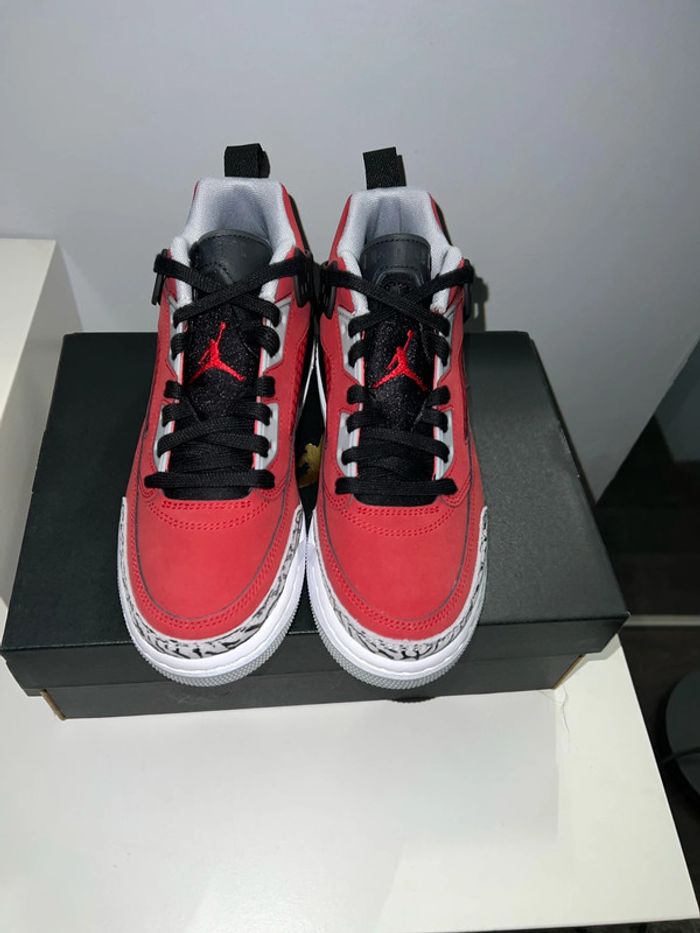 Basket Nike taille 38 Jordan unisex - photo numéro 6