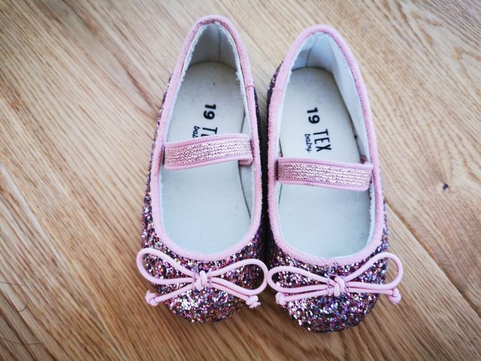 Lot de chaussures de fête taille 19 - photo numéro 3