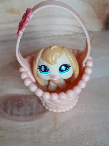 Figurine LPS Littlest PetShop lapin bélier 864 et son panier