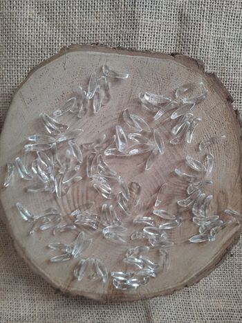 Lot de 50 perles en verre feuille transparente