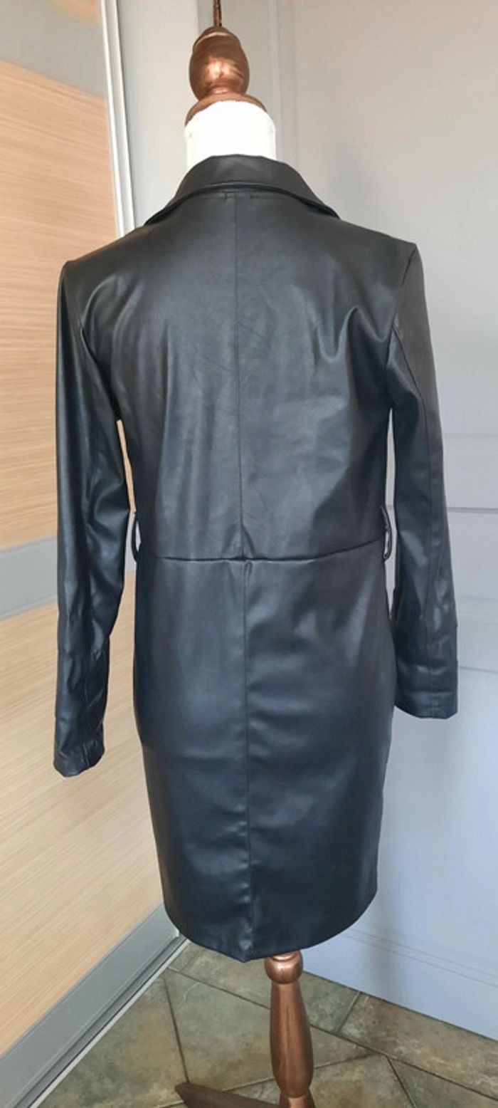 Robe noire similicuir manches longues taille 36 Made In Italy - photo numéro 2