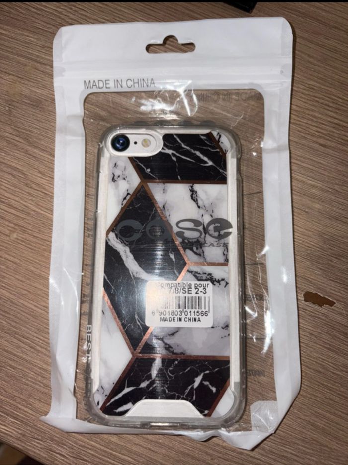coque iPhone 7/8/SE neuve