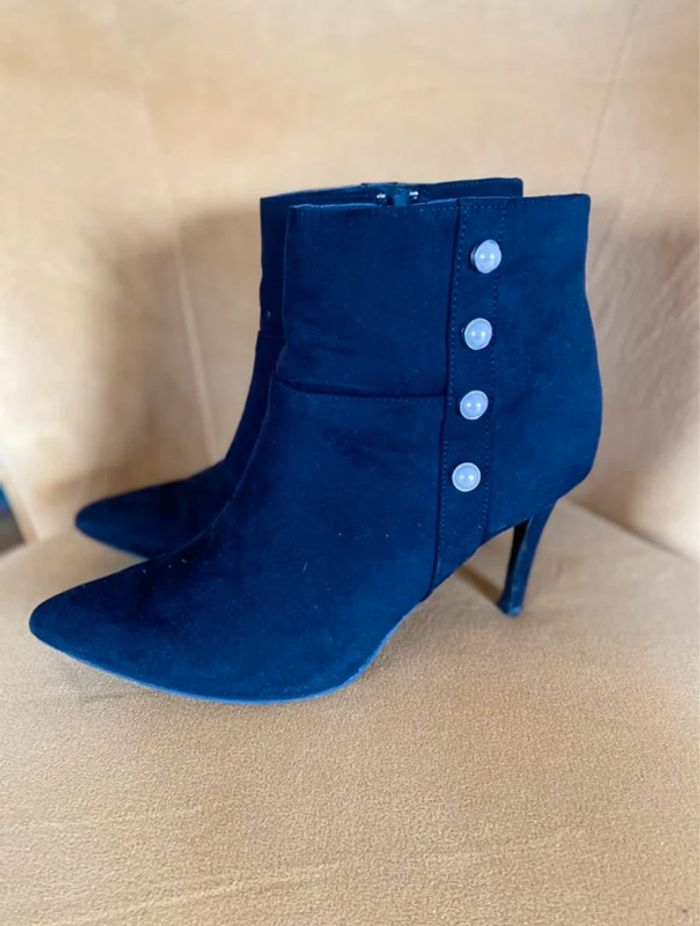 Bottines noires à talon P.41 - photo numéro 2