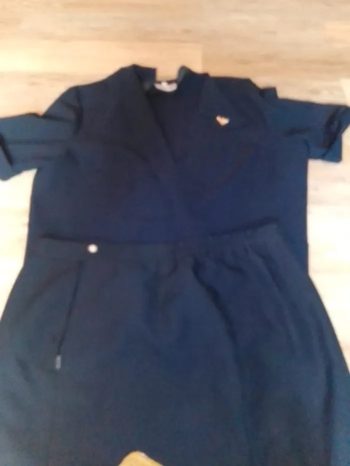 Jupe femme et chemise bleu marine taille 50 - photo numéro 9