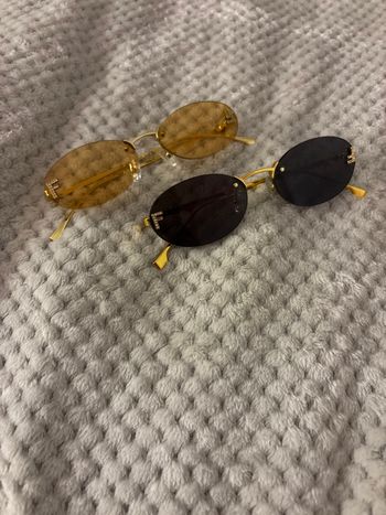 Lot 2 paires Fendi
