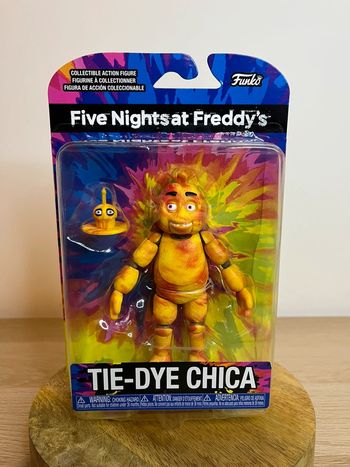 Chica figurine