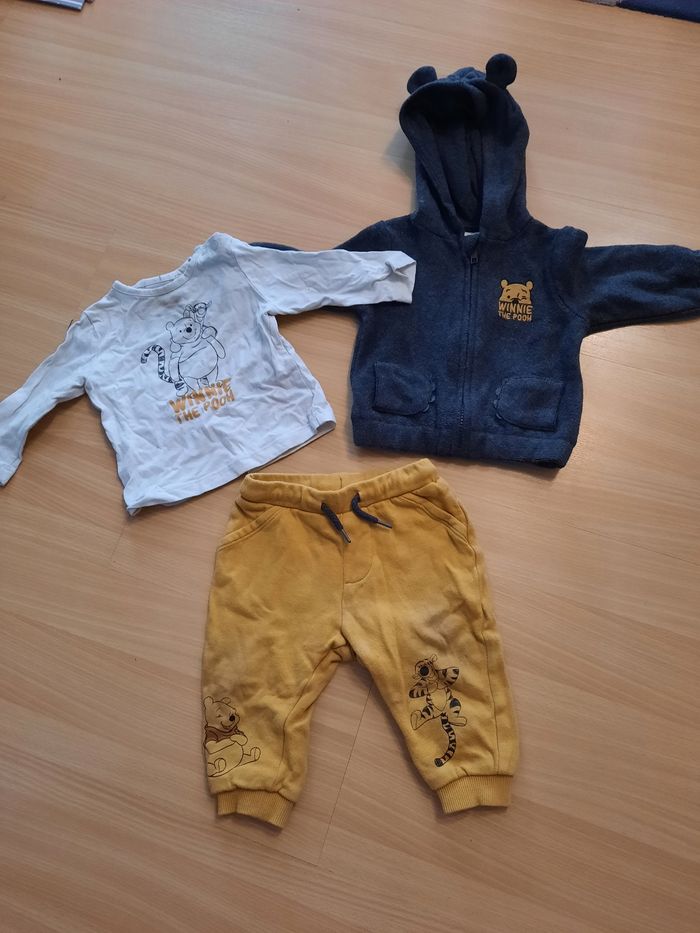 Lot 40 vêtements 9 mois - photo numéro 8