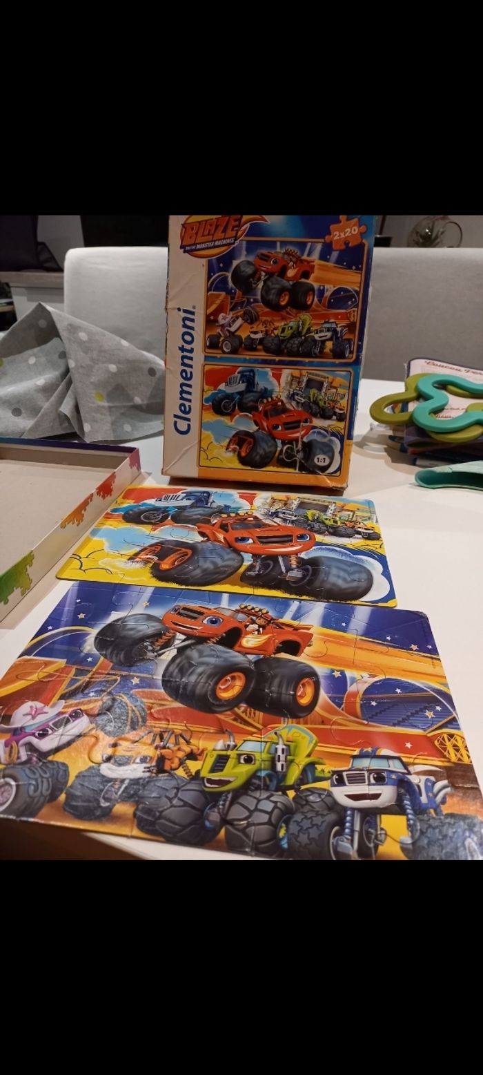 2 puzzles Blaze