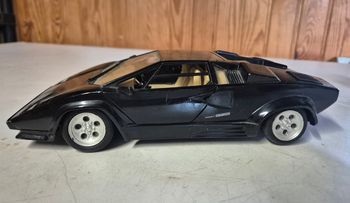 Polistil tonka Lamborghini countach 5000 noir 1/18