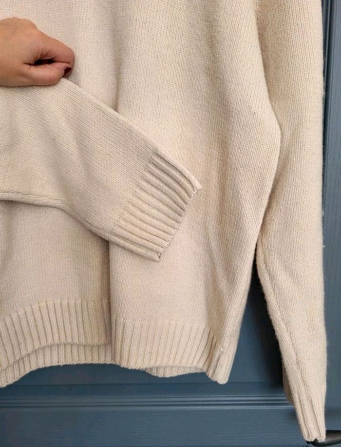 Pull d'hiver beige écru Kiabi col montant Taille XL ou 44 - photo numéro 5