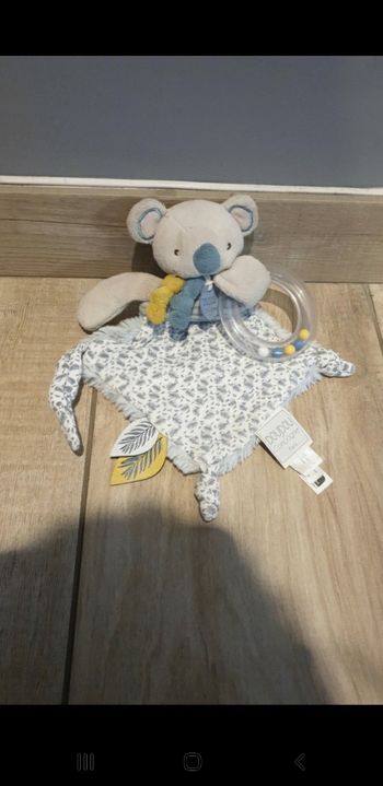 Doudou hochet koala Doudou et compagnie