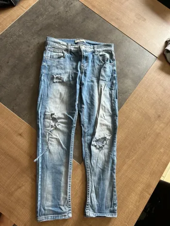 Jean 7/8 troué femme, cache cache taille 34