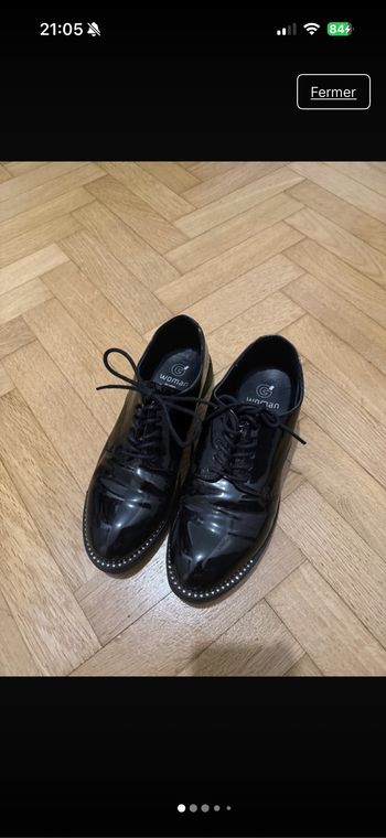 Paire derbies noir vernies 38