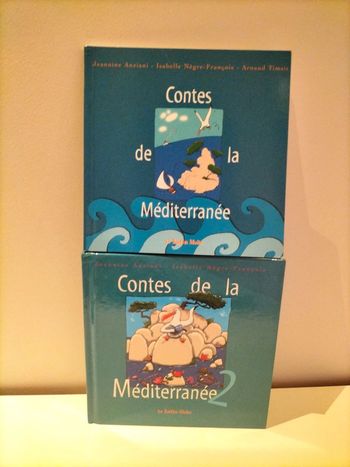 2 livres Les contes de la Méditerranée