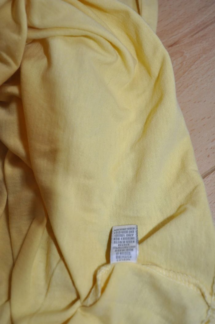 T-shirt jaune Abercrombie & Fitch t.S tb état - photo numéro 3