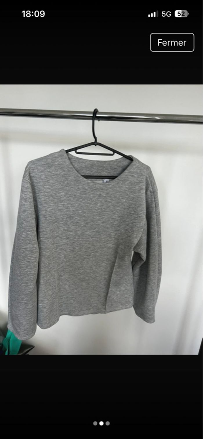 Pull gris - photo numéro 2