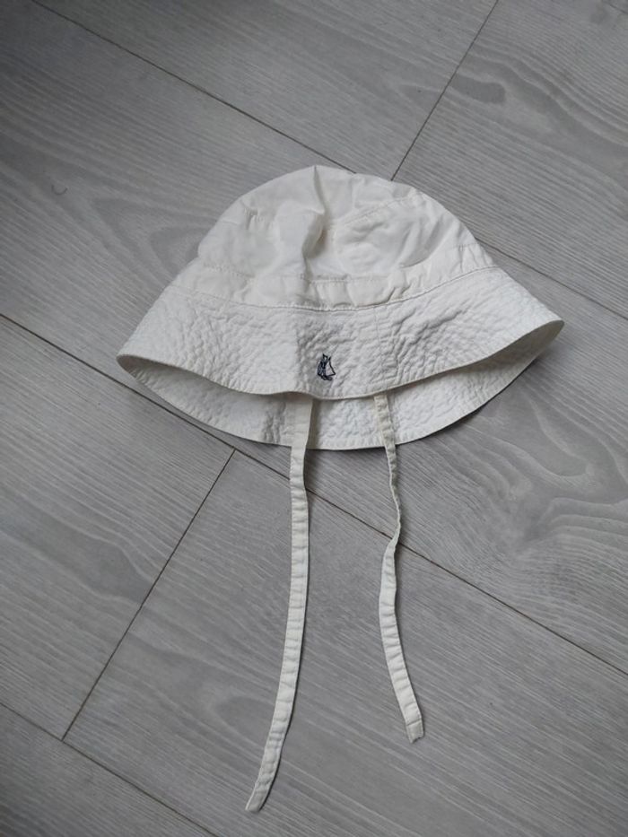 Chapeau Petit Bateau taille 12 / 18 mois ( 47 / 49 cm)