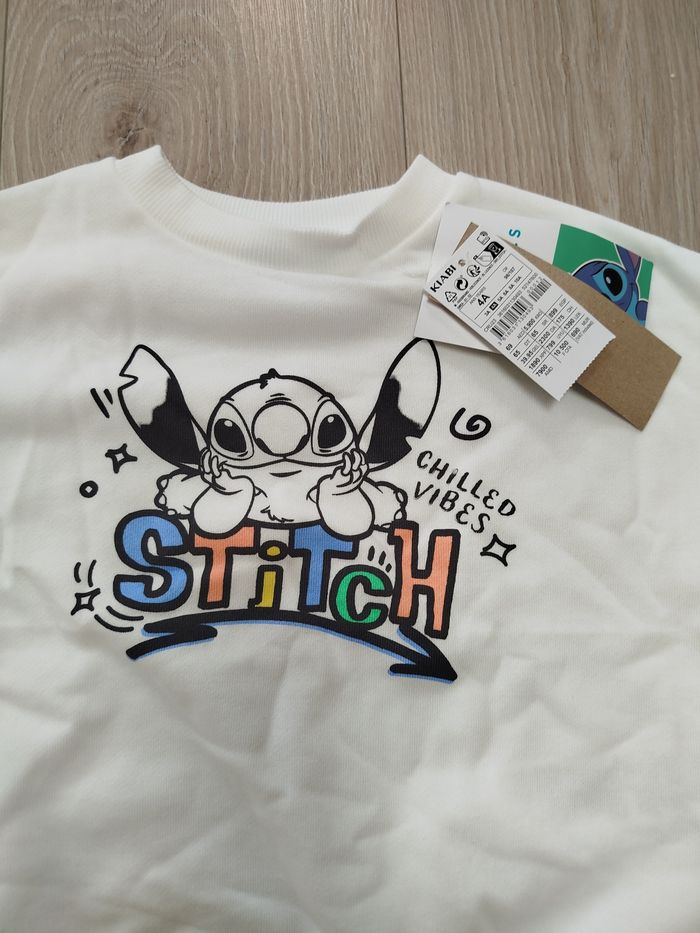 Pull Stitch 4 ans neuf - photo numéro 3