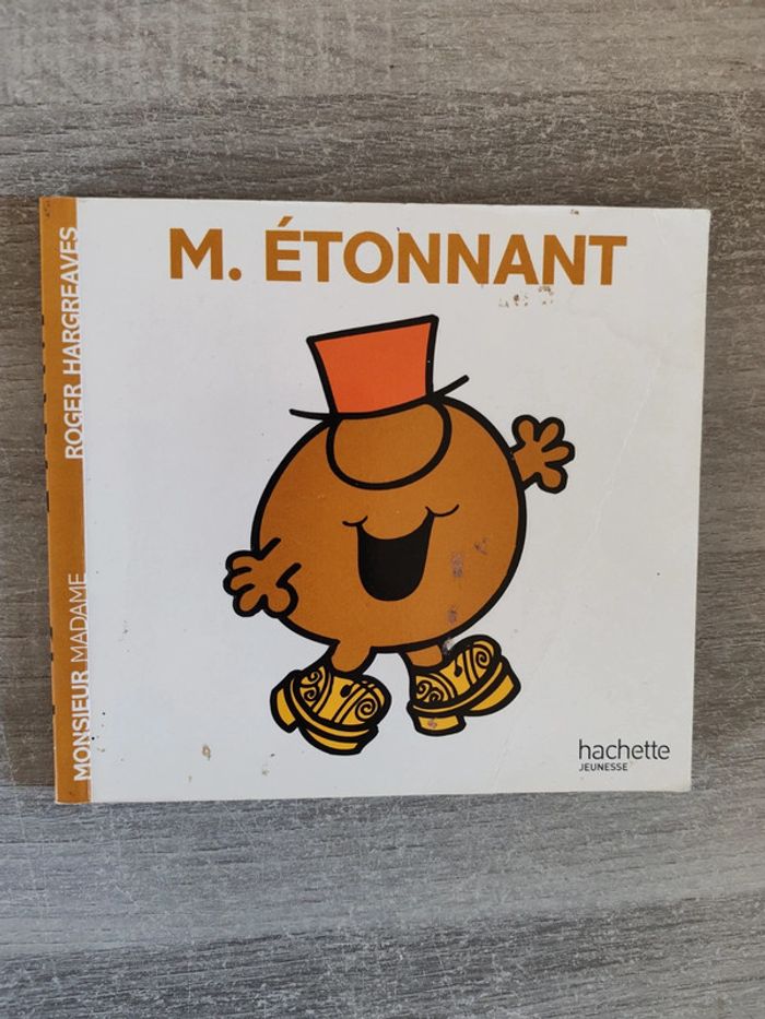 Livre monsieur étonnant