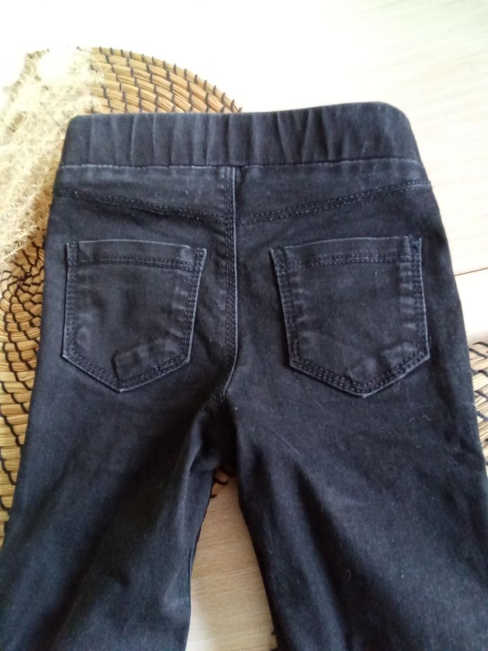 Tregging noir Kiabi taille 4 ans - photo numéro 6