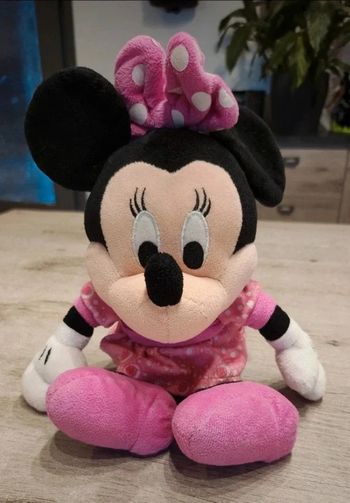 Peluche Minnie 30cm